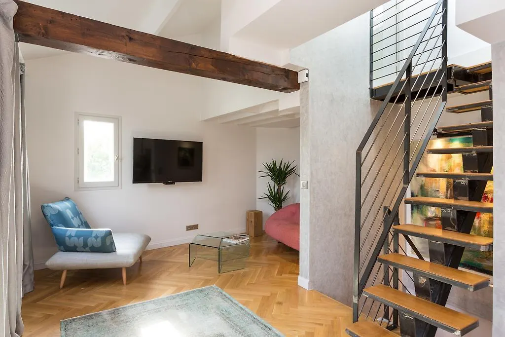 Ateliers De Montmartre Adm Affittacamere Parigi