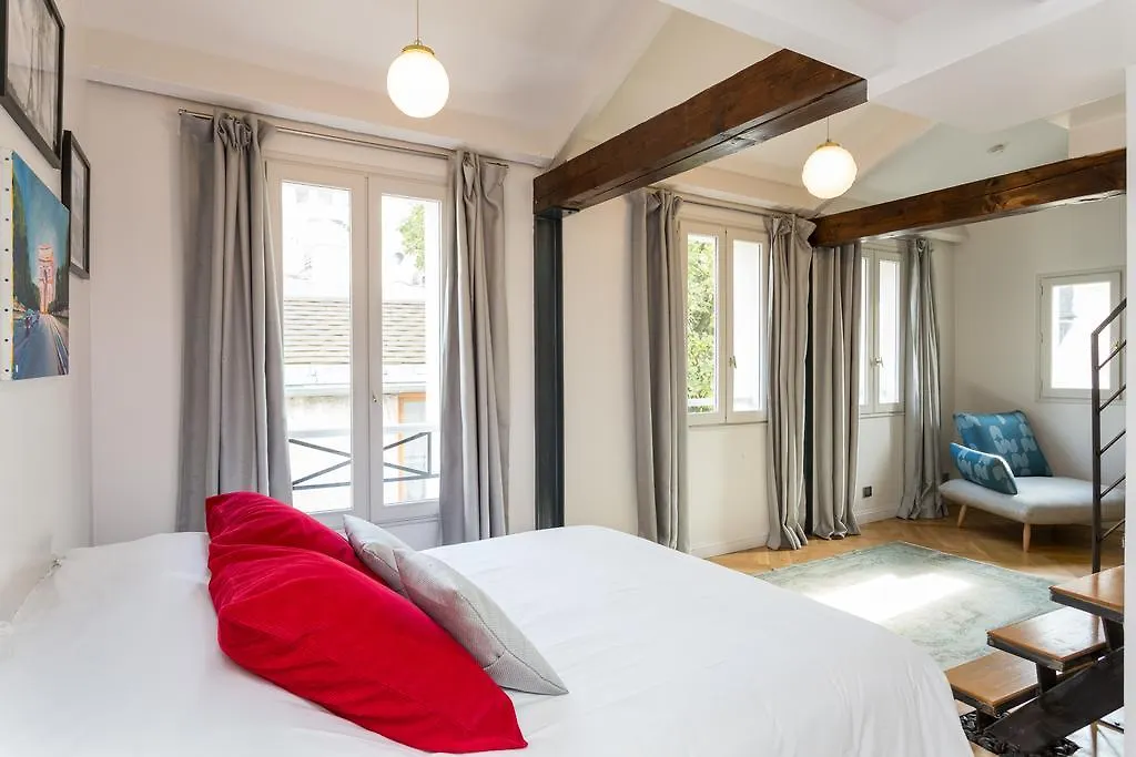 Ateliers De Montmartre Adm * Parigi